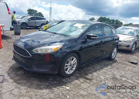 2016 Ford Focus Se z USA, uszkodzony, nr VIN 1FADP3K27GL370843